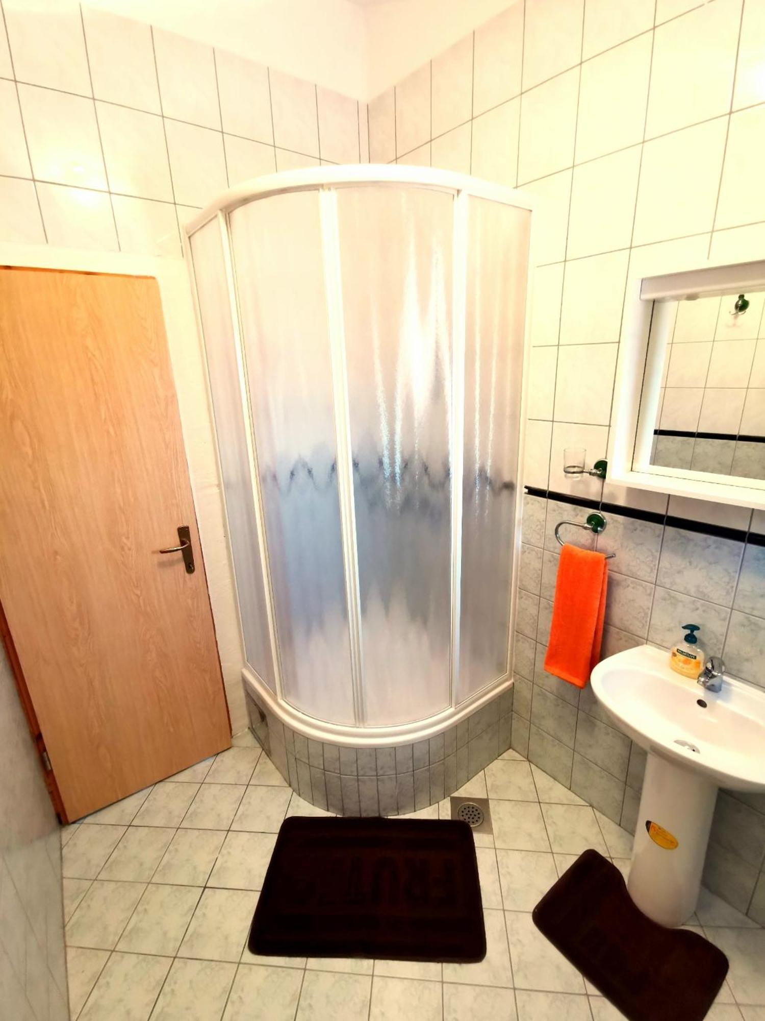 Green Garden Apartment Vodice Phòng bức ảnh